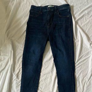 A&F The super skinny High rise Curve love jeans